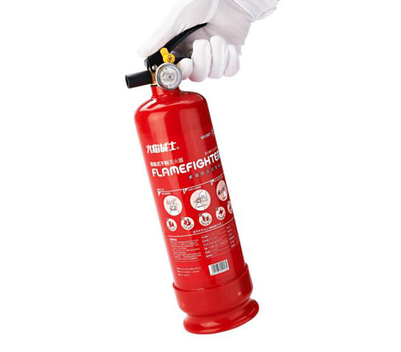 消防器材分很多种，掌握使用方法能够提高自救能力